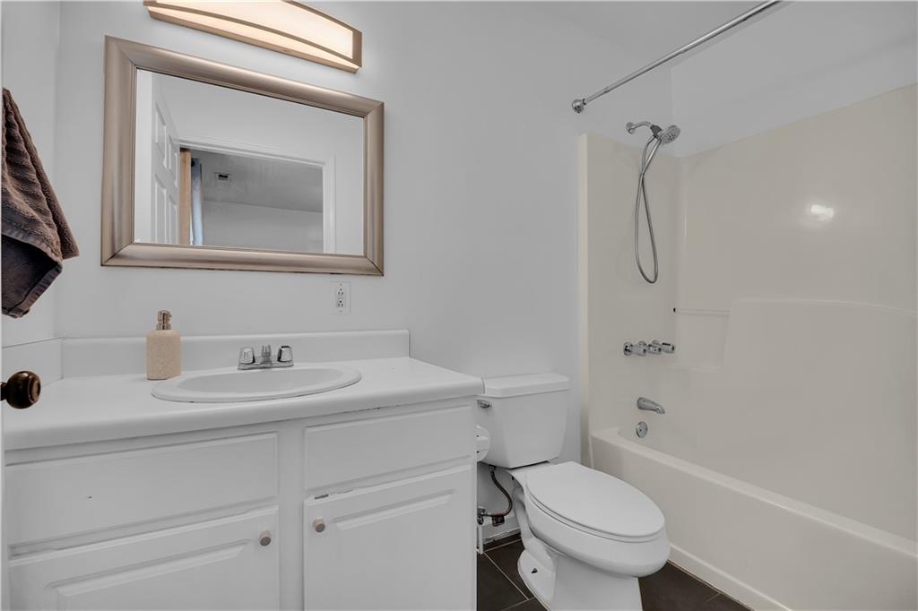 107 Howell Street NE