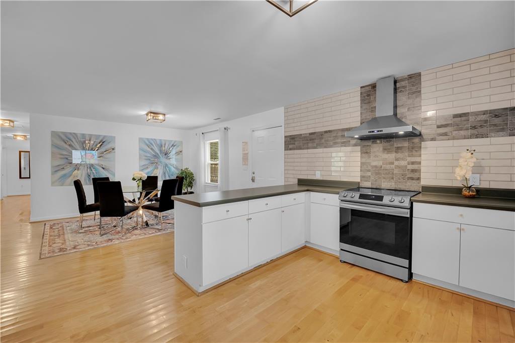 107 Howell Street NE