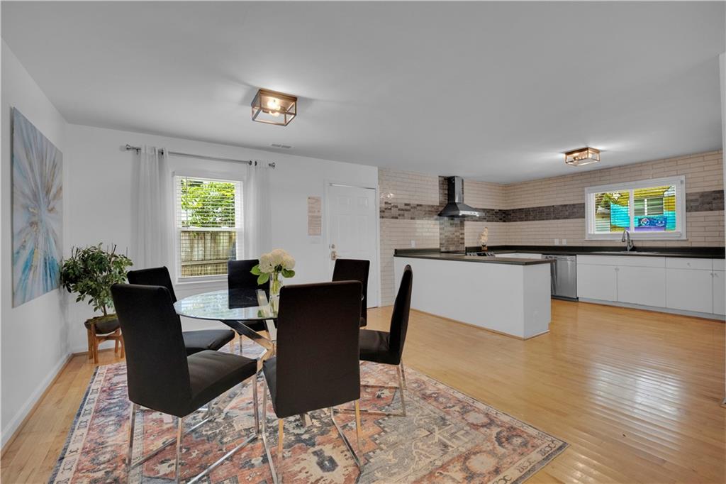 107 Howell Street NE