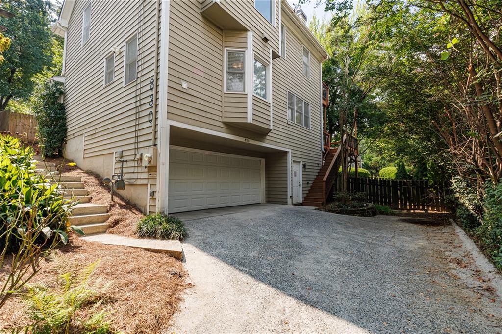 830 Monroe Circle NE