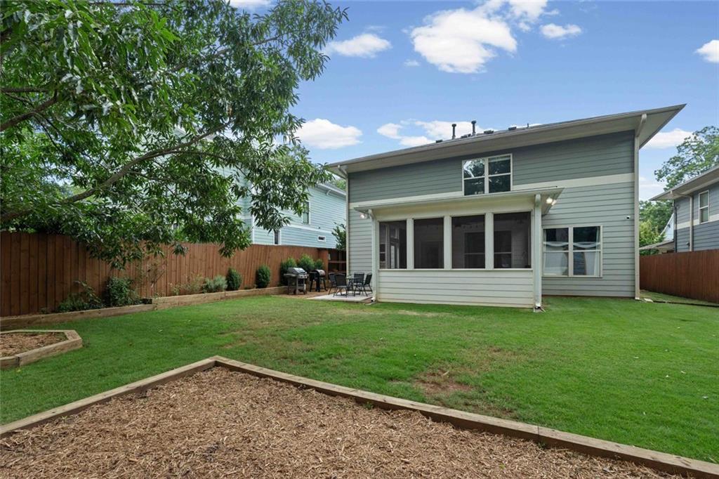 124 Sisson Avenue NE