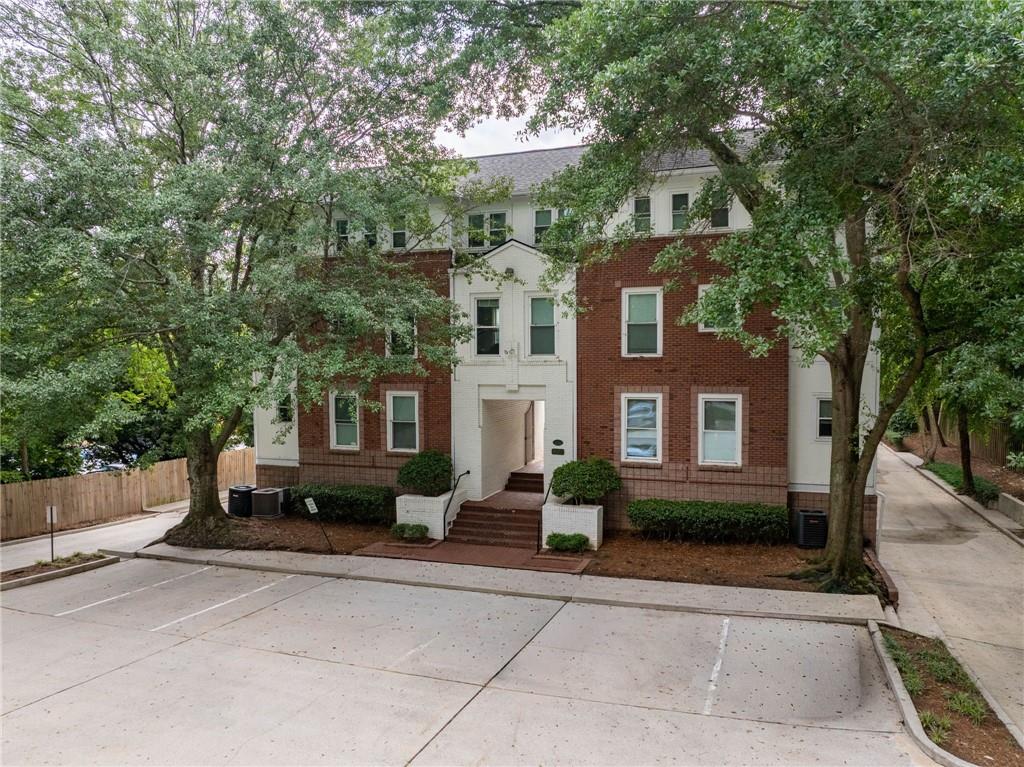 1170 N Highland Avenue NE Unit B8