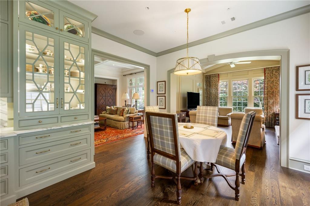 1116 Bellewood Square