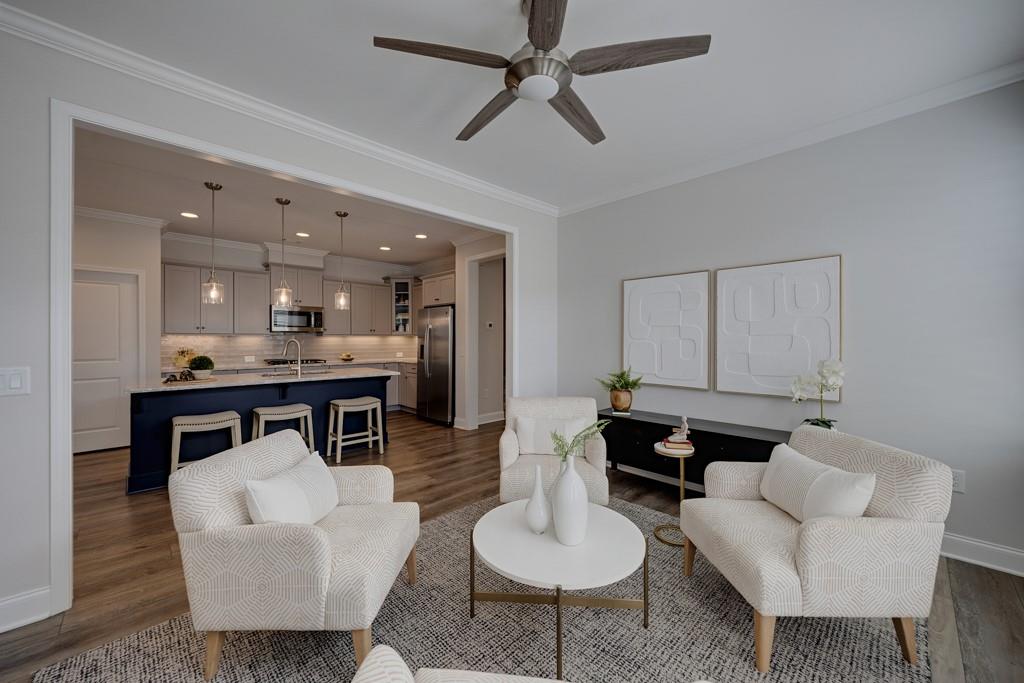 301 Bradford Walk
