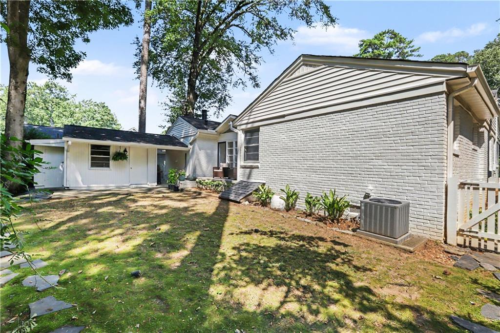 975 Cardova Drive NE