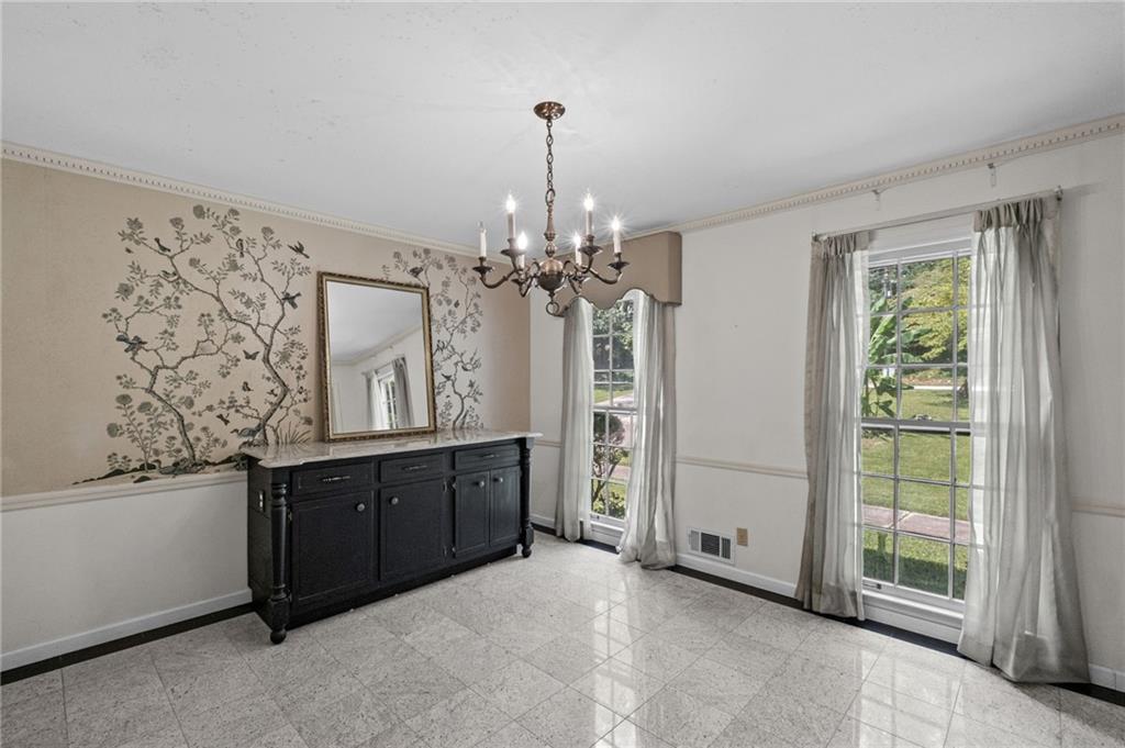 5171 Meadowlake Drive