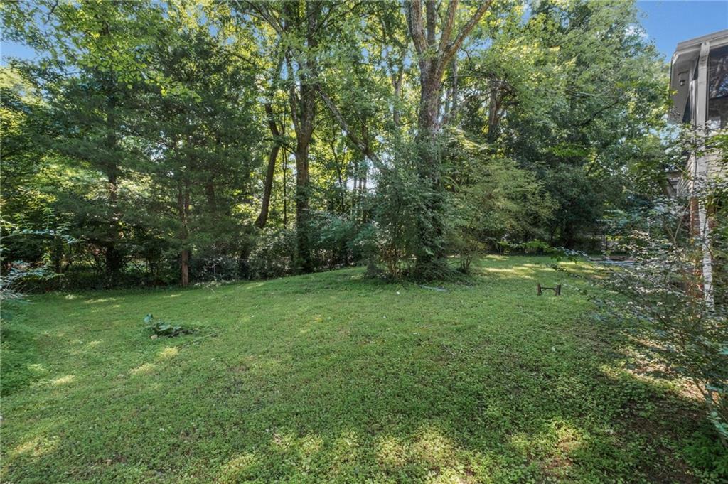 5171 Meadowlake Drive