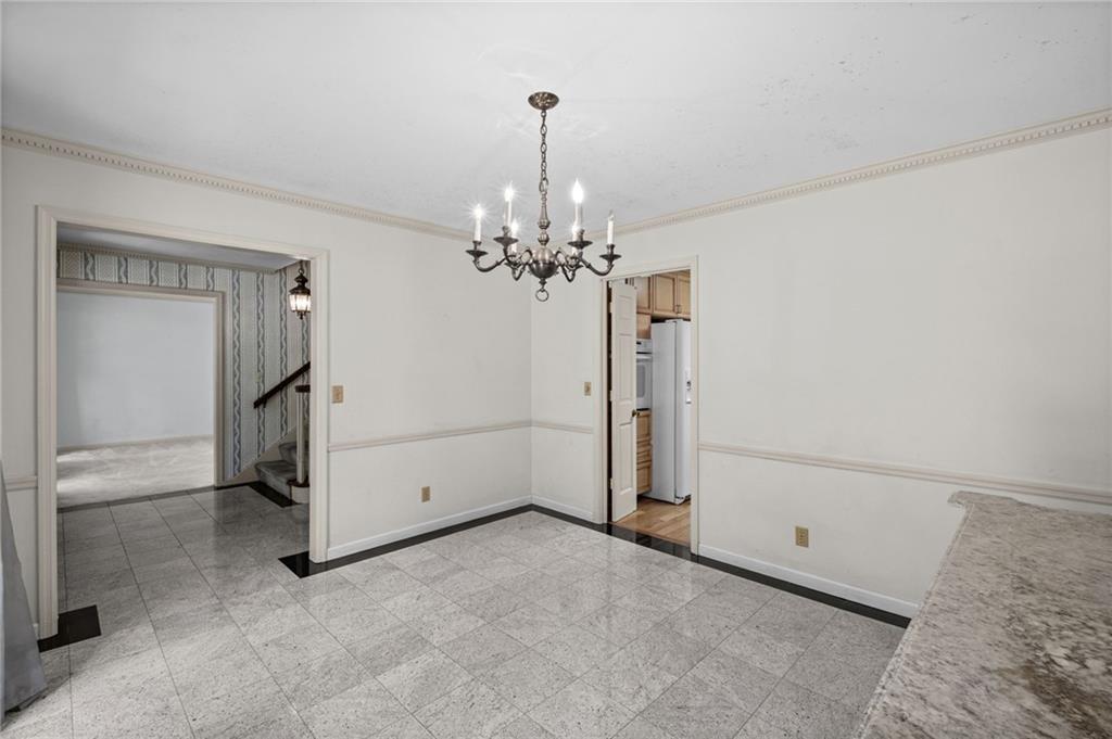 5171 Meadowlake Drive