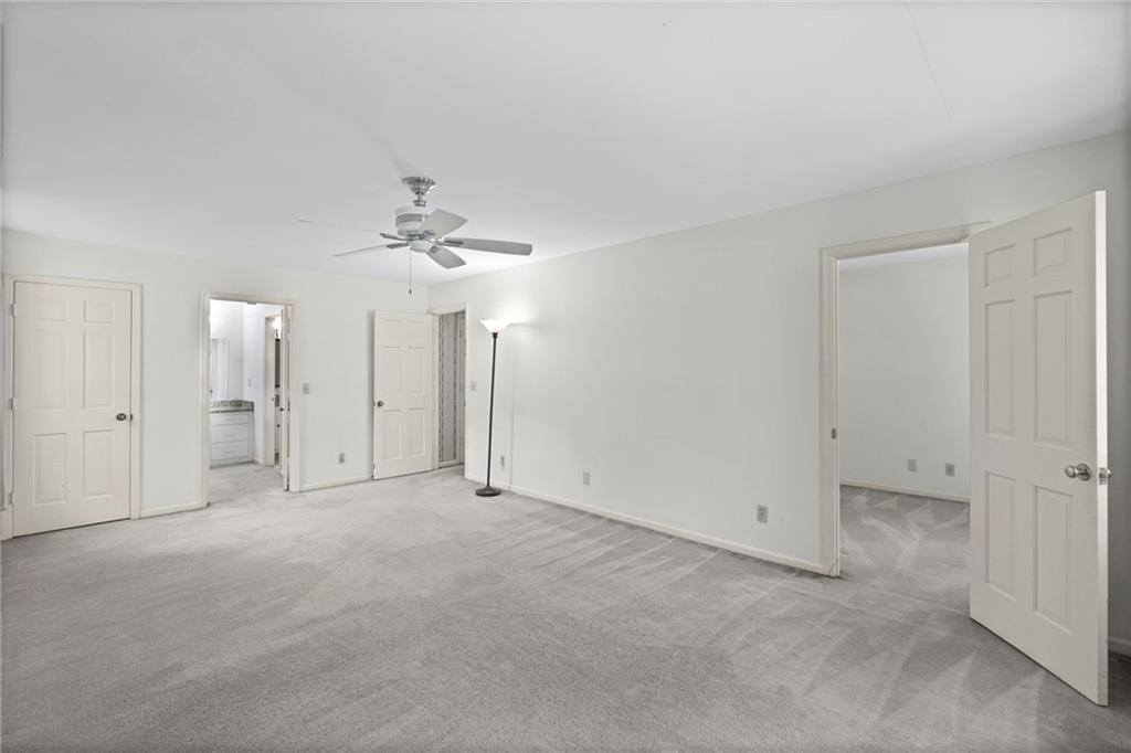 5171 Meadowlake Drive