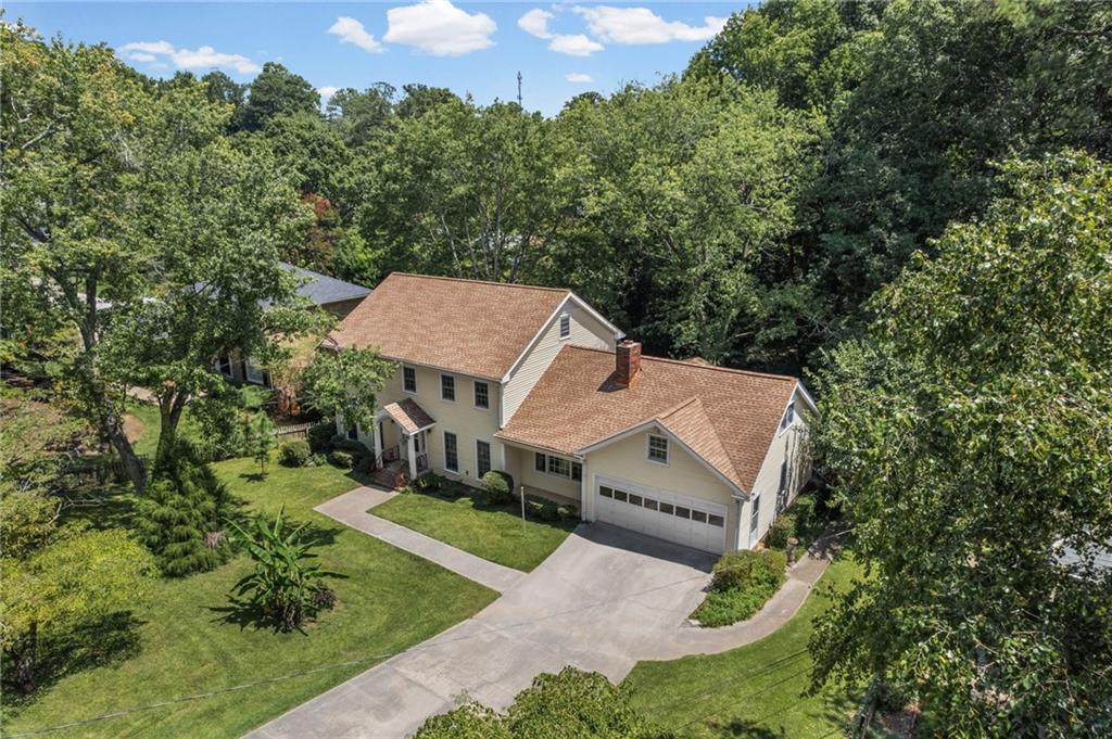 5171 Meadowlake Drive