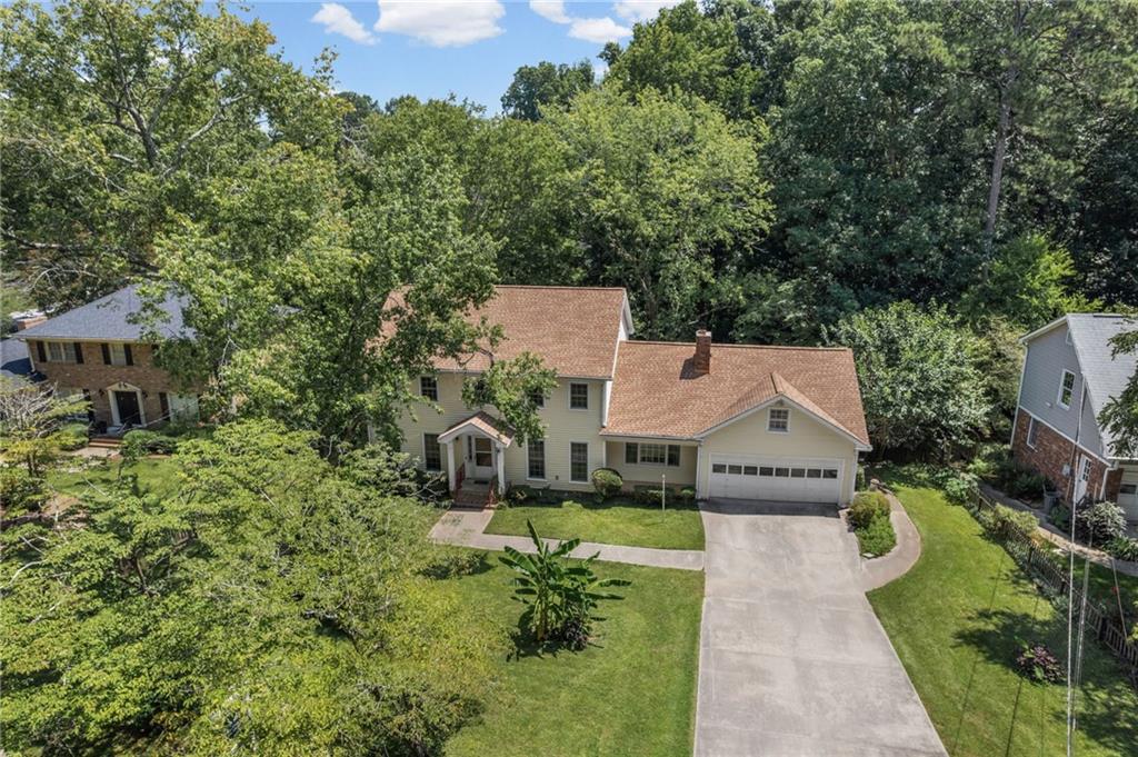 5171 Meadowlake Drive