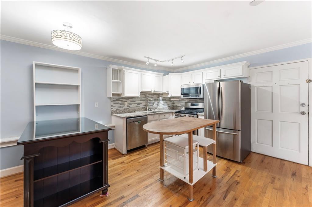 870 Glendale Terrace NE Unit 7