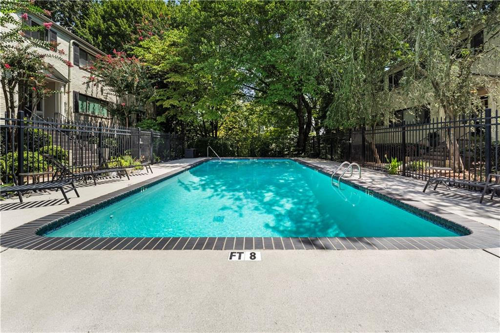 870 Glendale Terrace NE Unit 7