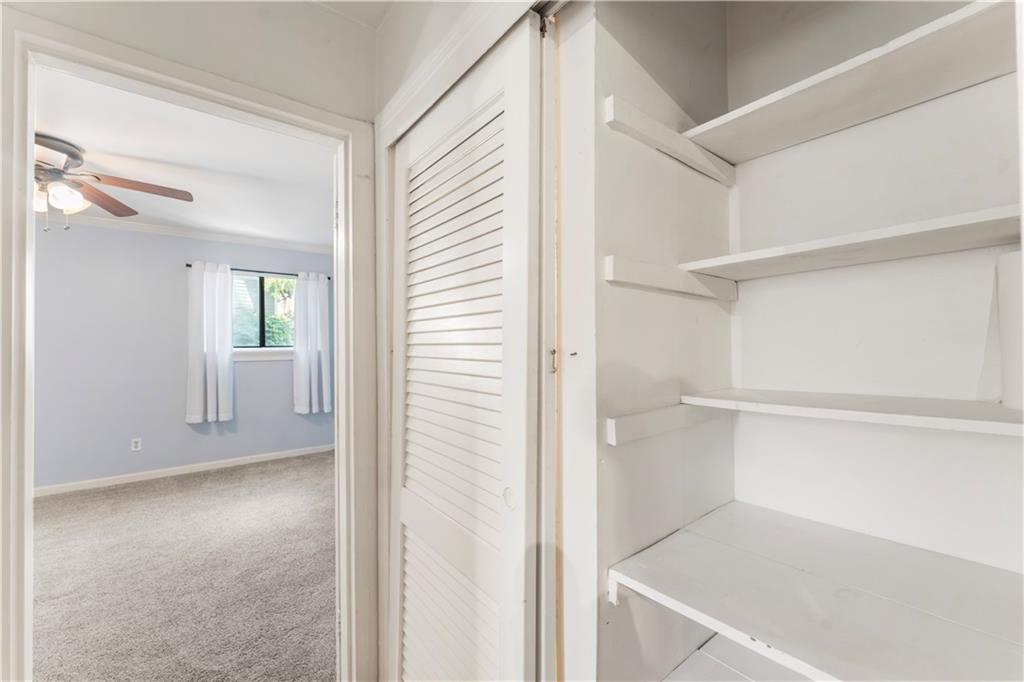 870 Glendale Terrace NE Unit 7