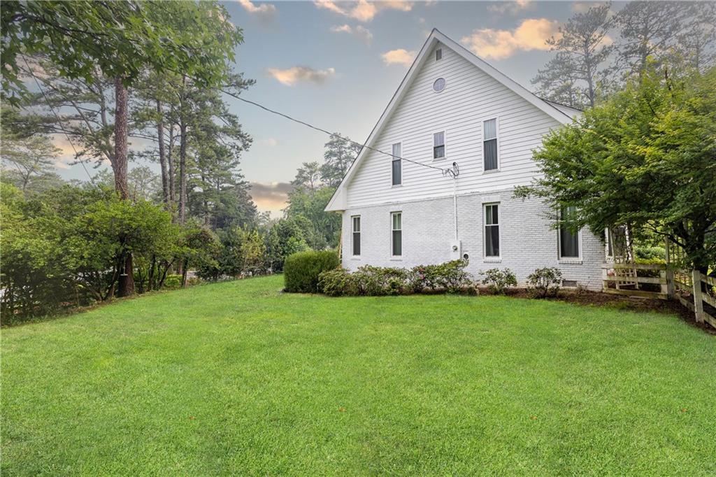 2804 Margaret Mitchell Drive NW