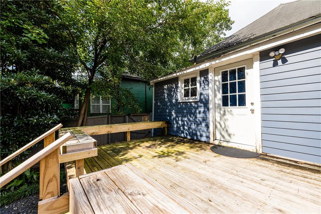 182 Estoria Street SE