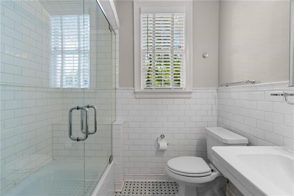 77 Peachtree Memorial Drive NW Unit 2
