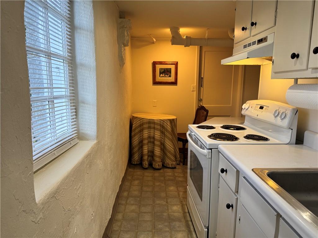 2544 Peachtree Road NW Unit 8