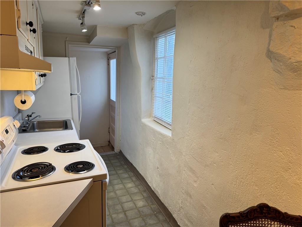 2544 Peachtree Road NW Unit 8