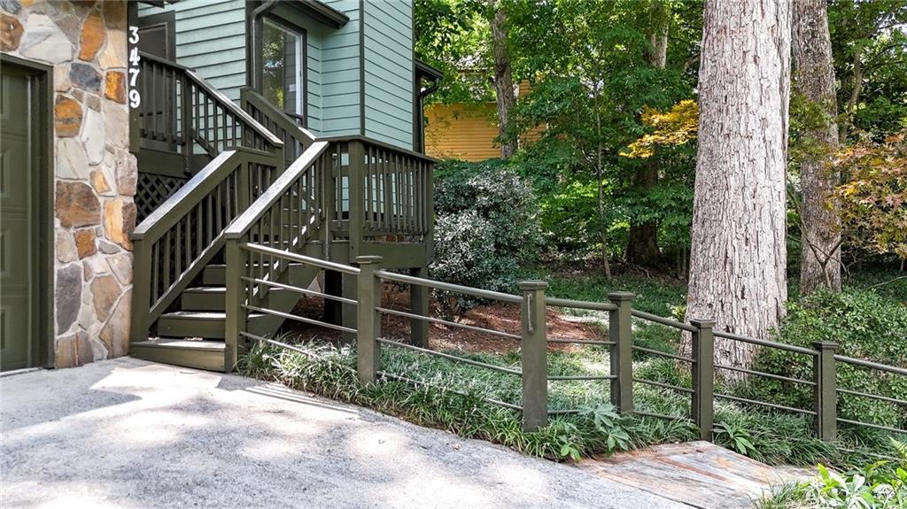 3479 Vinings North Trail SE