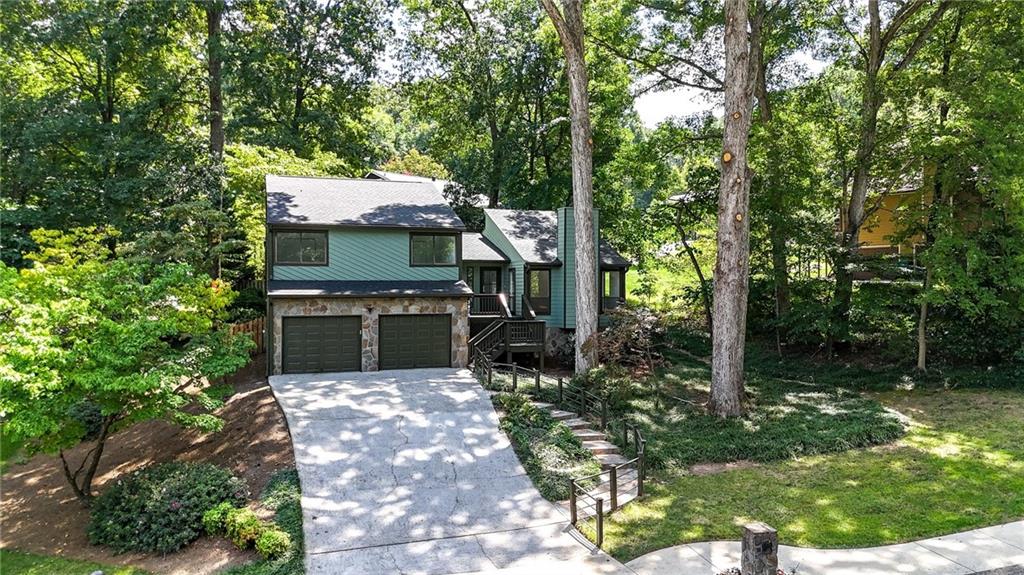 3479 Vinings North Trail SE