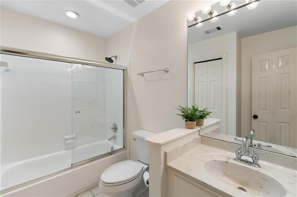63 Willow Glen