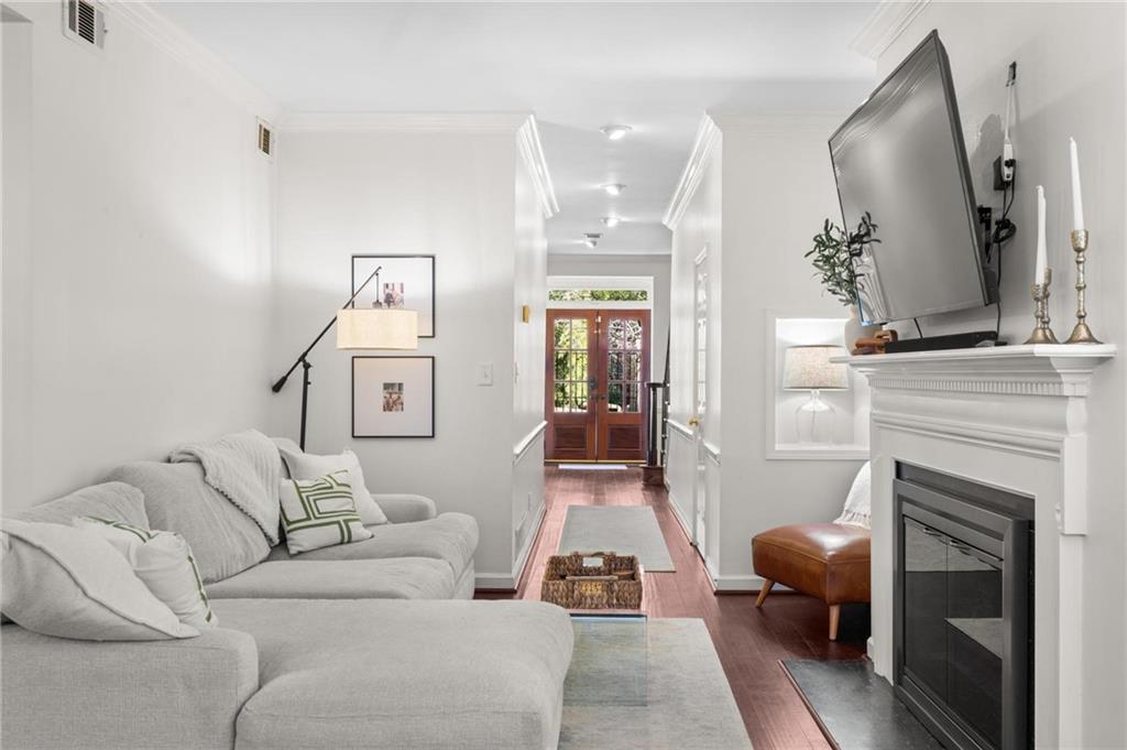 63 Willow Glen