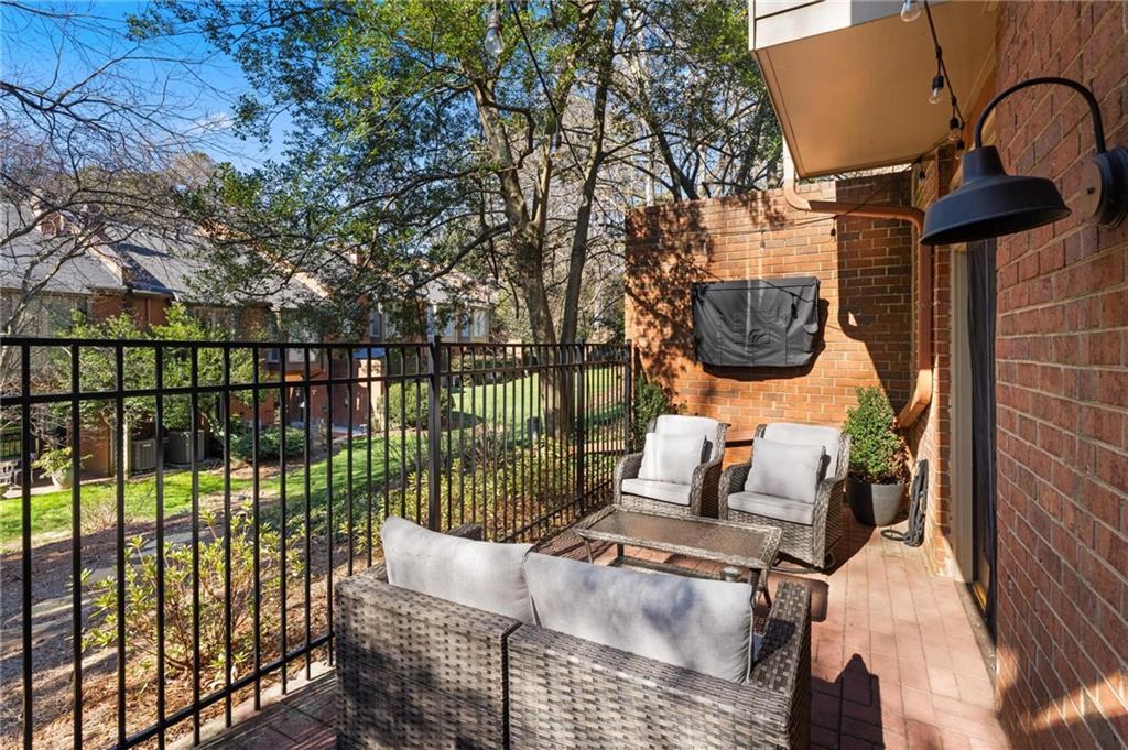 63 Willow Glen