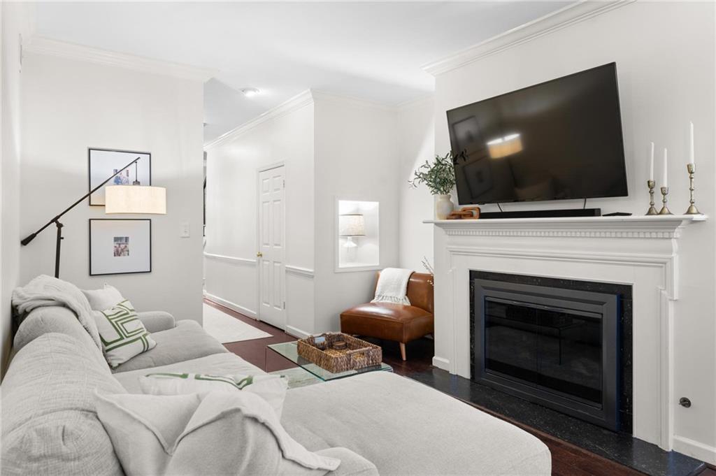 63 Willow Glen
