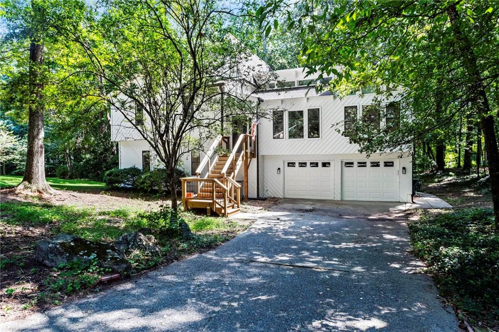 2104 Mitchell Court