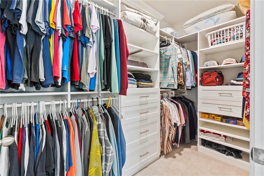 5090 Pinckney Lane