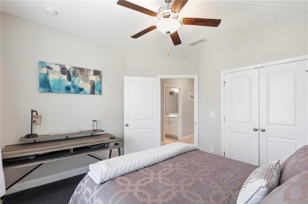 5090 Pinckney Lane