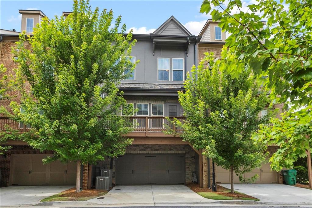 5090 Pinckney Lane