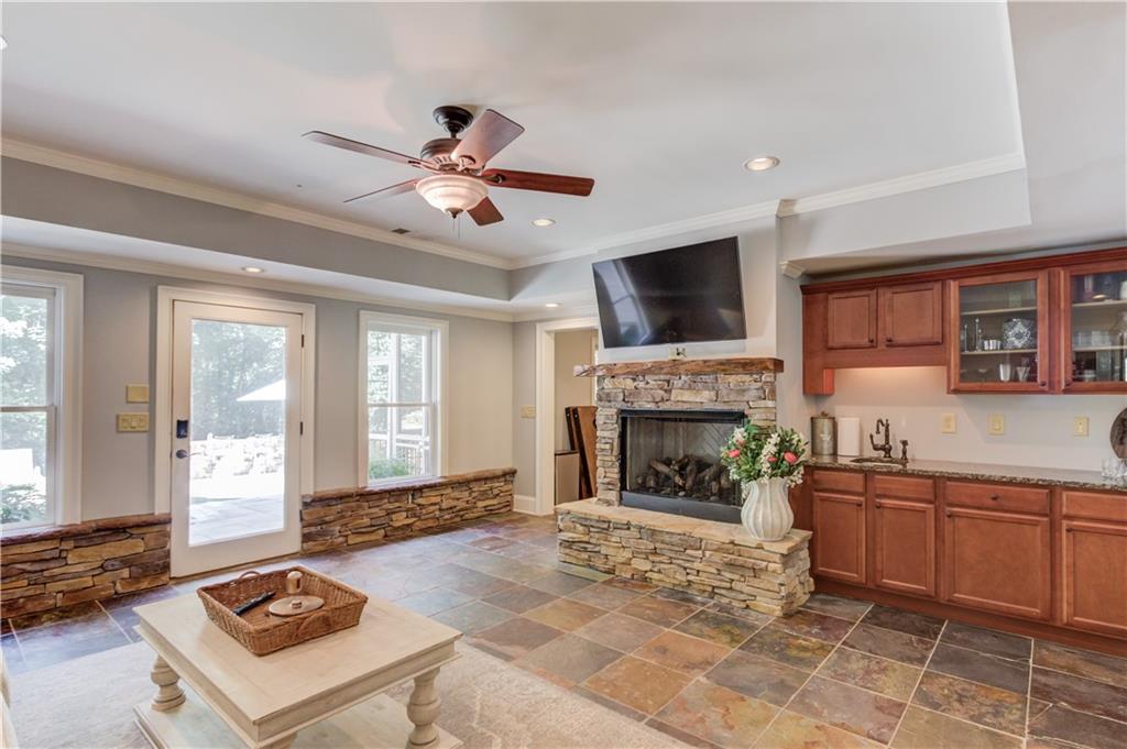 4768 Ardmore Lane