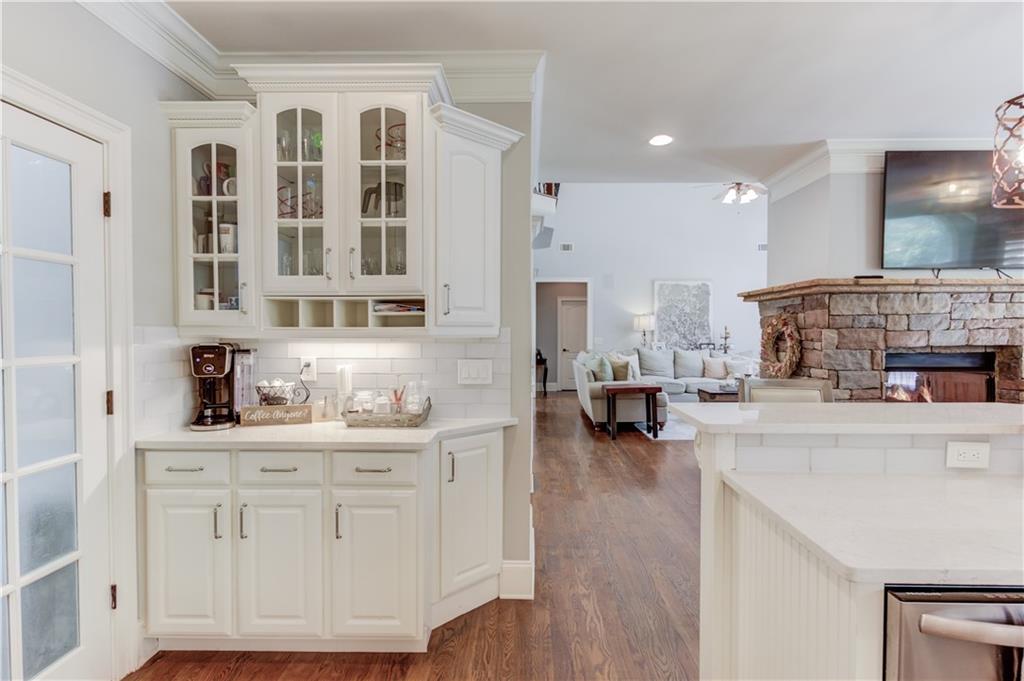 4768 Ardmore Lane