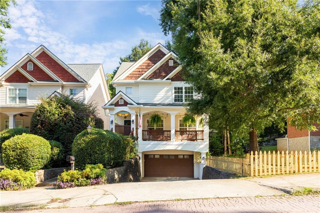 306 Kendrick Avenue SE