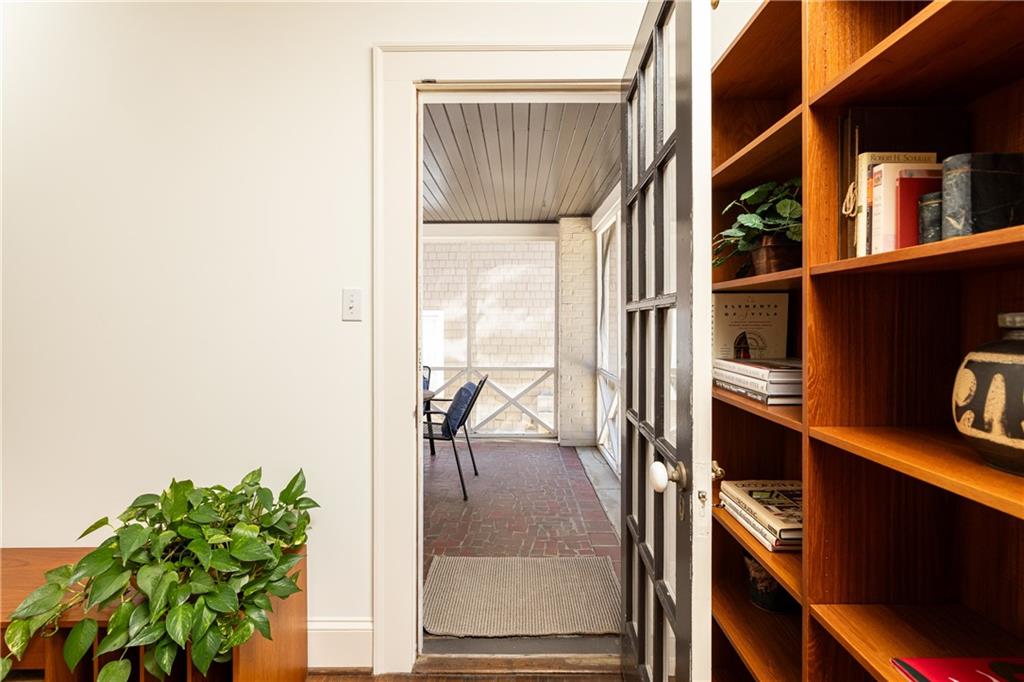 651 E Paces Ferry Road NE
