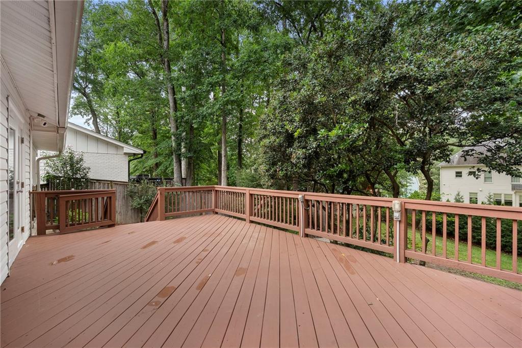 2353 Cortez Way NE