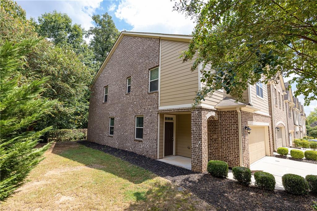 1624 Lenox Overlook Road NE
