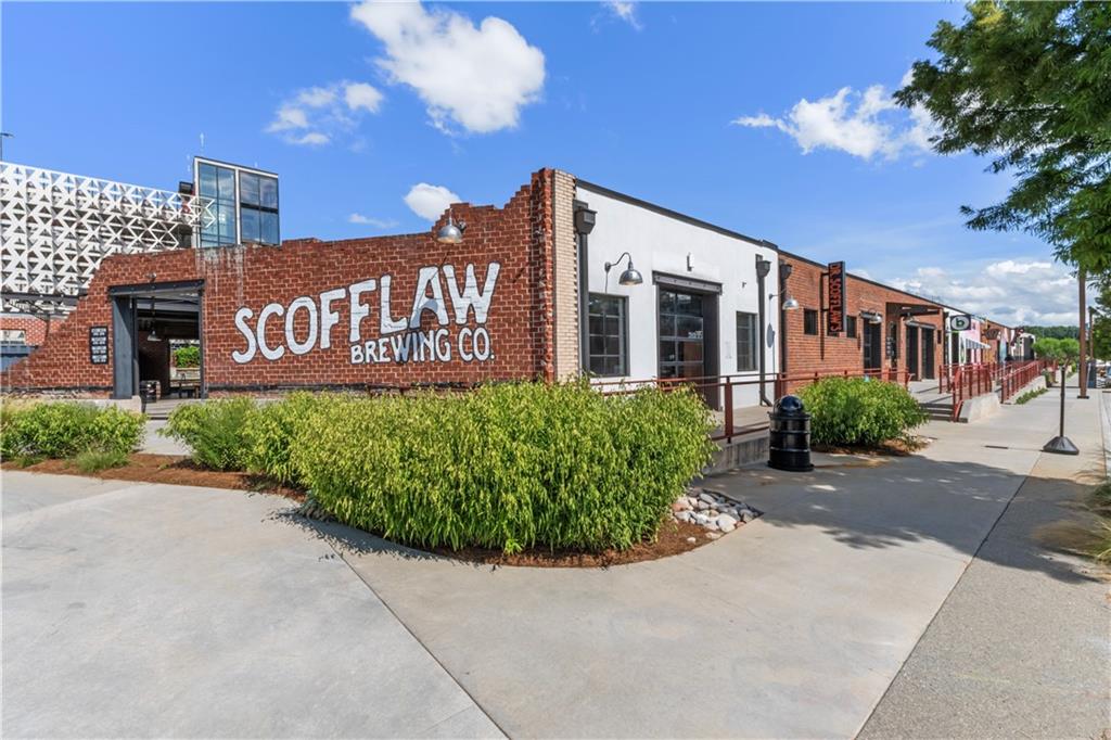 2220 Defoors Ferry Road NW