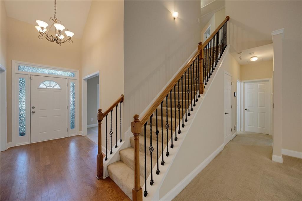 560 Roland Manor Drive