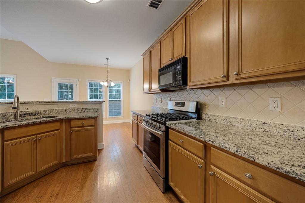 560 Roland Manor Drive