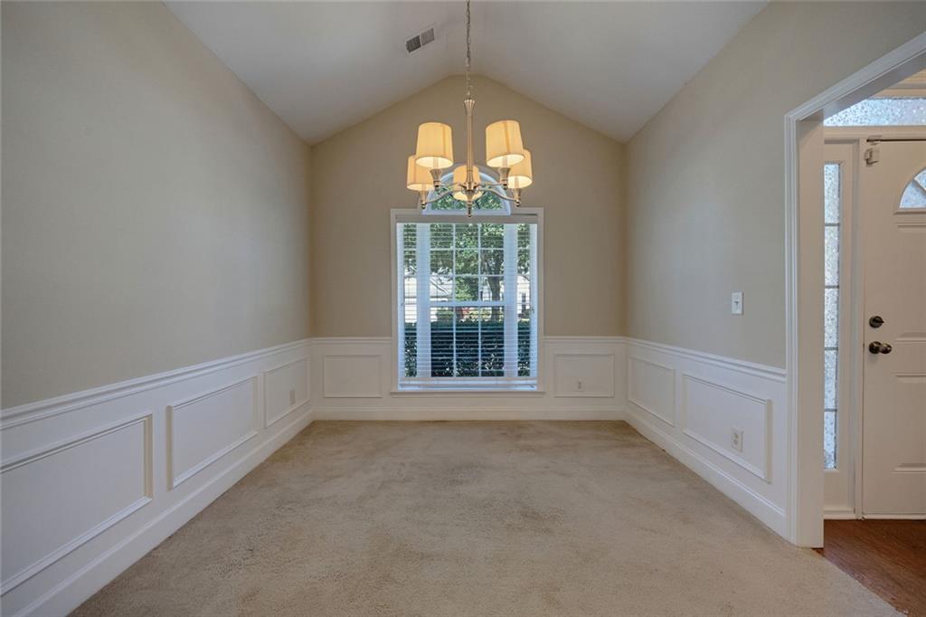 560 Roland Manor Drive