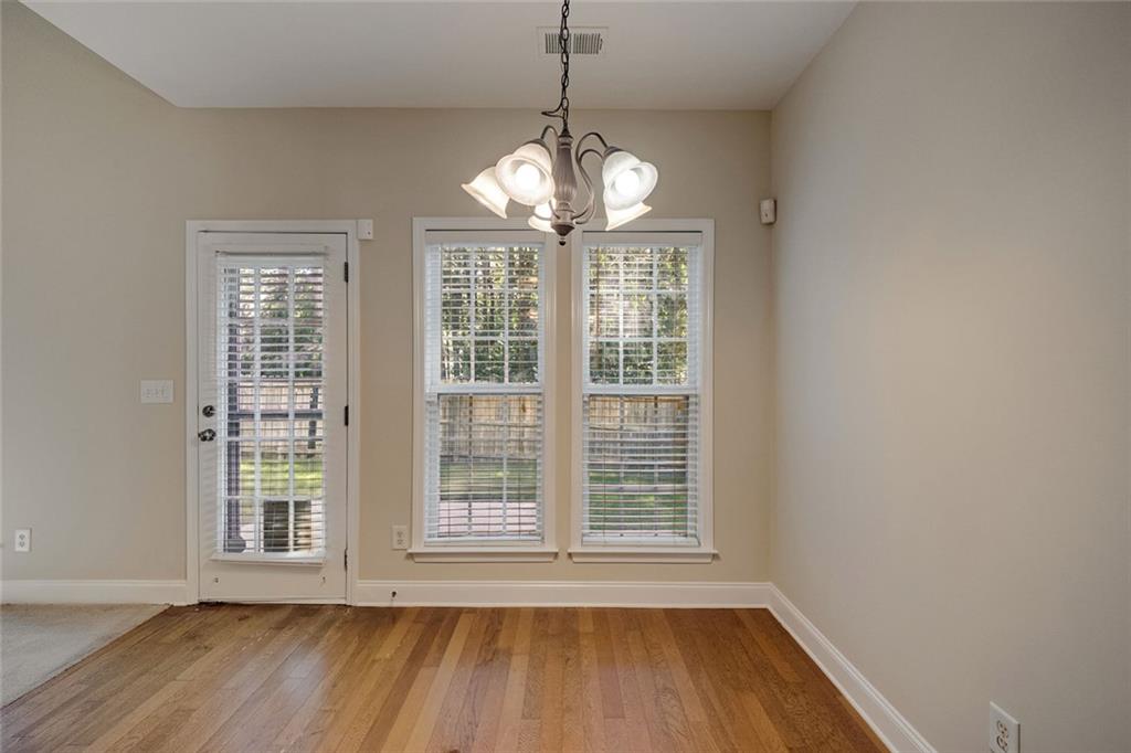 560 Roland Manor Drive