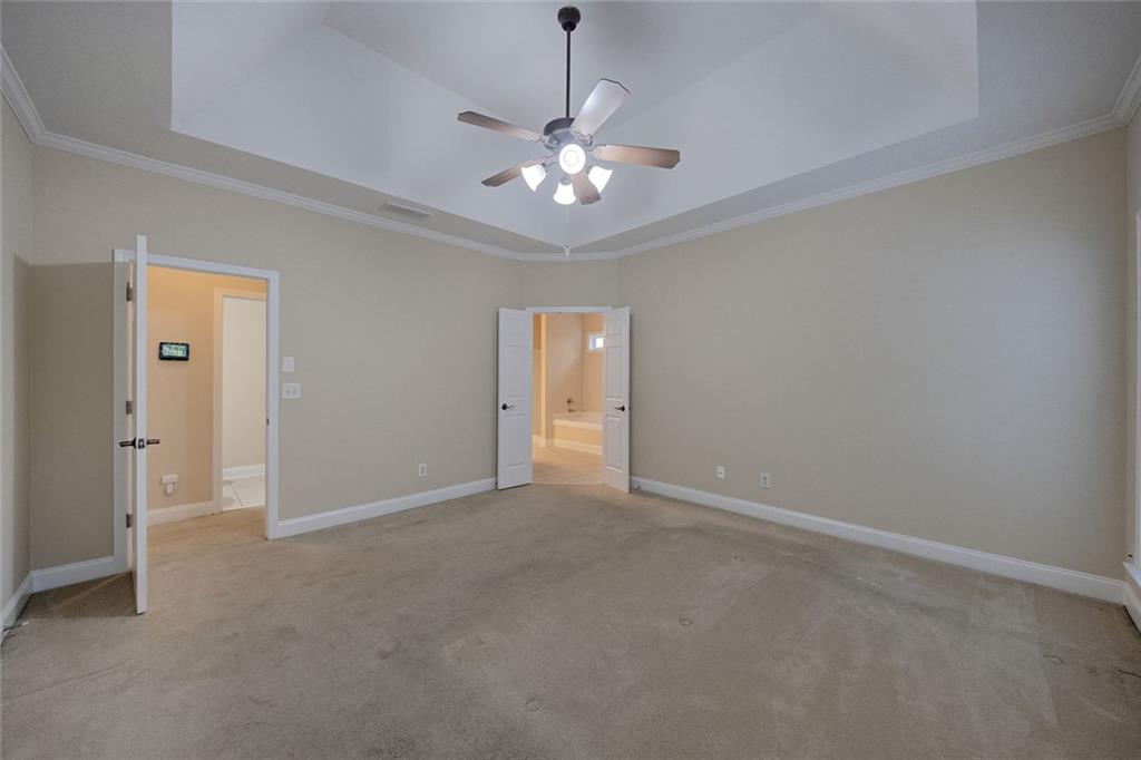 560 Roland Manor Drive