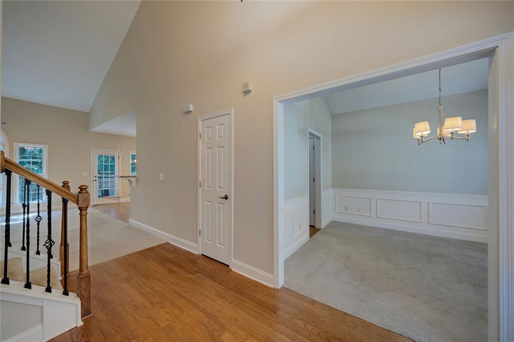 560 Roland Manor Drive
