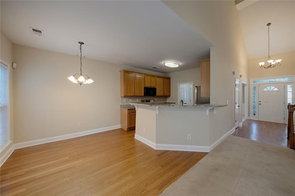 560 Roland Manor Drive