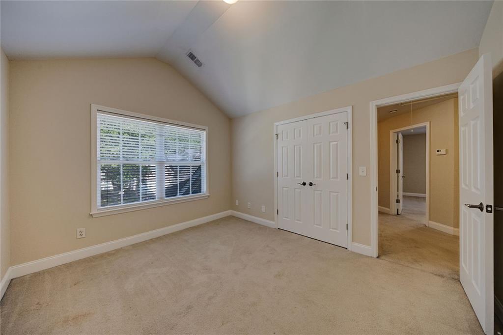 560 Roland Manor Drive