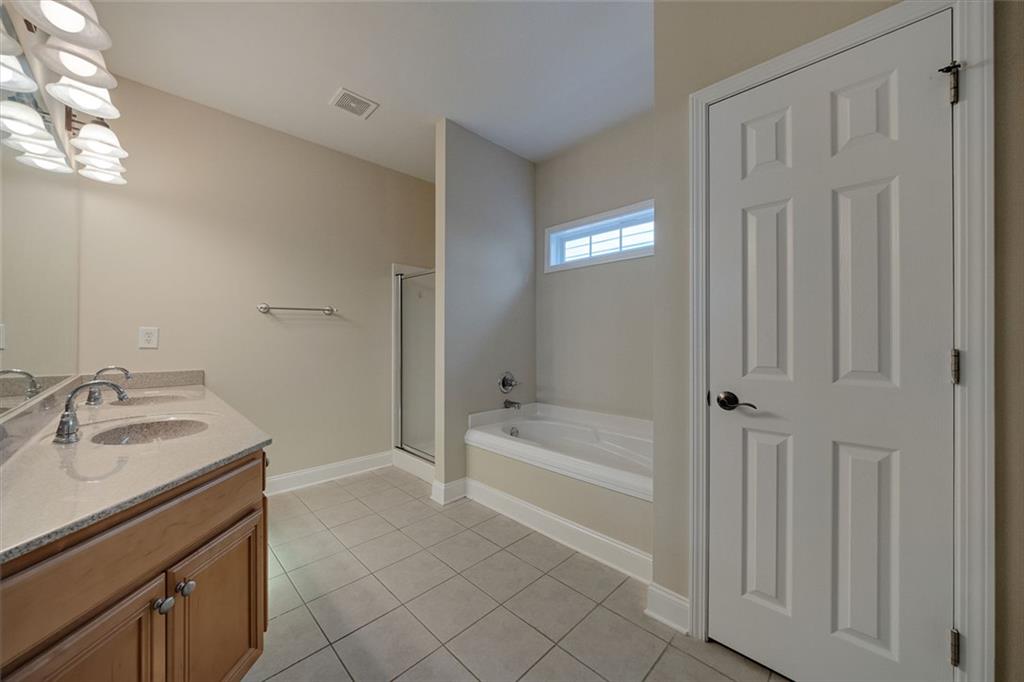 560 Roland Manor Drive