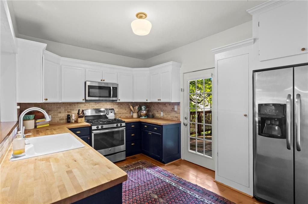 1962 Main Street NW